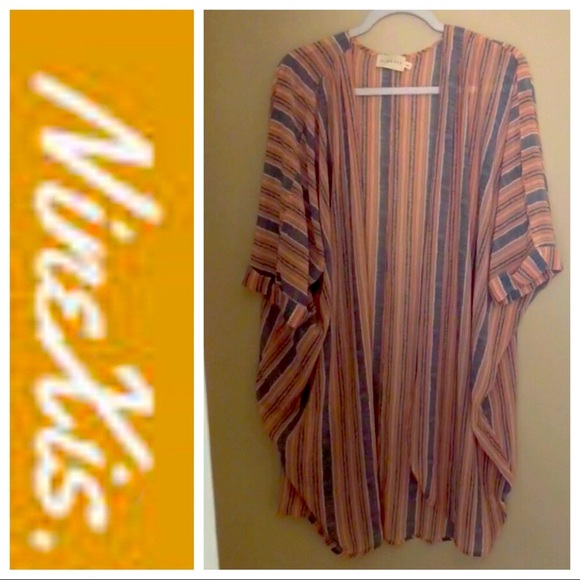 Ninexis Sweaters - 🚫SOLD🚫NWOT Beachy Oversized Kimono 💕🌊🐚